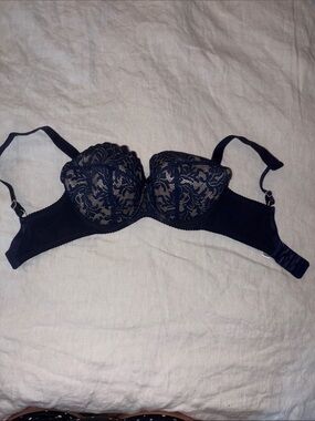 Comexim Navy Blue Lace Bra Underwire Size 30FF